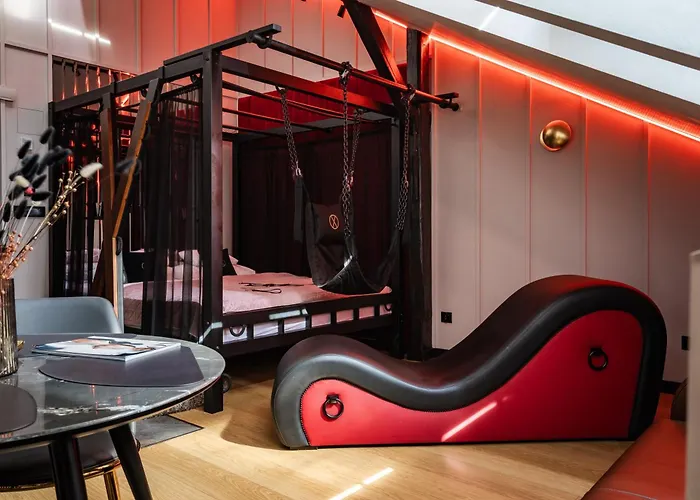 Exclusive BDSM Apartment Kraków - ADULTS ONLY